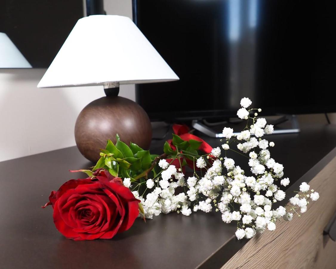 Rachel'S Guest Apartments Санта Мария Капуа Ветере Екстериор снимка